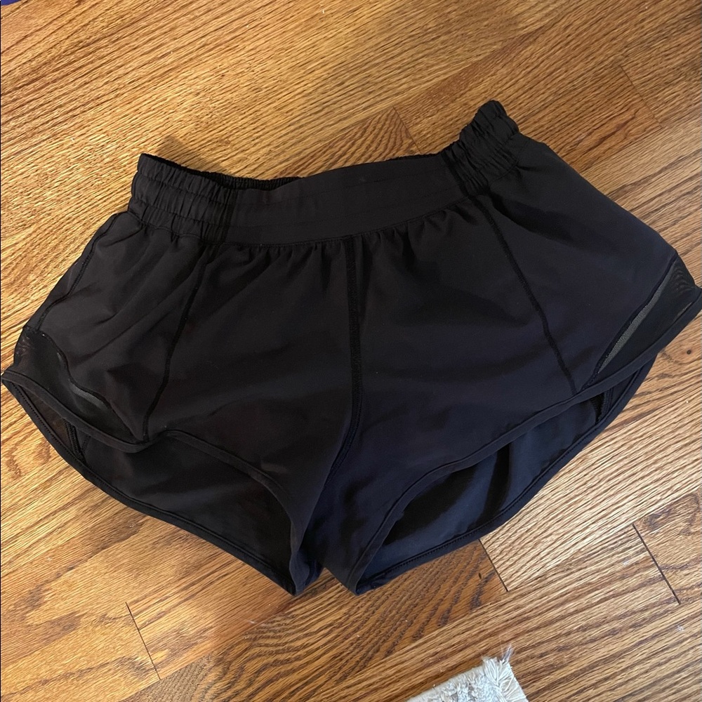 Lululemon Hotty Hot Short 2.5in